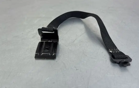Battery bracket