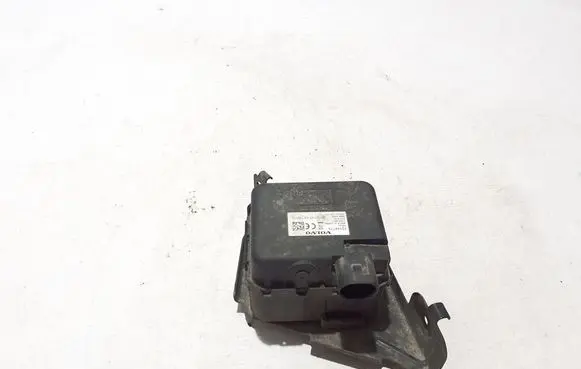 Volvo C40 Front door speaker 32344779