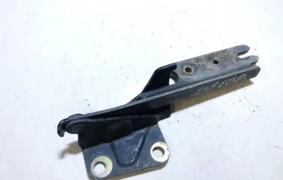 Mazda 626 Engine bonnet/hood hinges