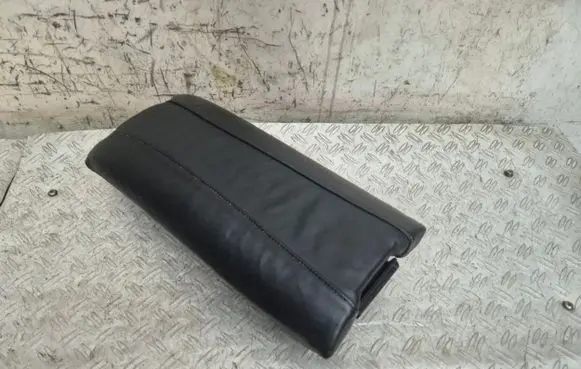 Audi A4 S4 B7 8E 8H Rear seat armrest 8H0010190Q