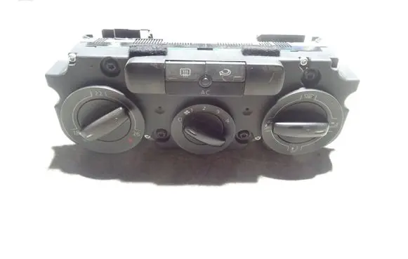 Volkswagen Golf V Climate control unit 1K2820045B