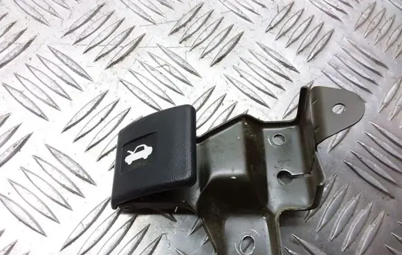 Nissan X-Trail T30 Engine bonnet (hood) release handle