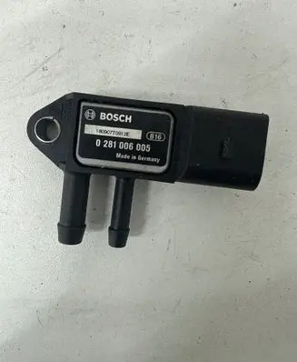 Audi Q5 SQ5 8R Exhaust gas pressure sensor 0281006005