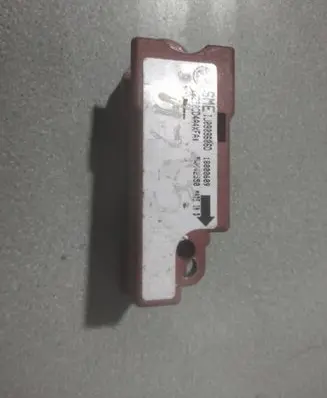 Volkswagen Golf IV Airbag deployment crash/impact sensor 1J0909606D 18000609