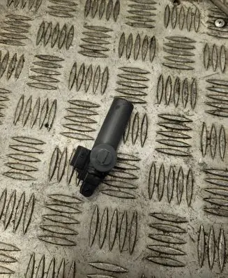 Audi A6 S6 C6 4F Glove box lock 880324