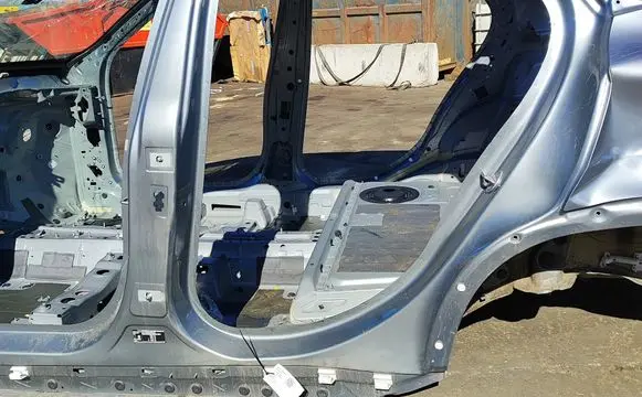 BMW X2 U10 Sill
