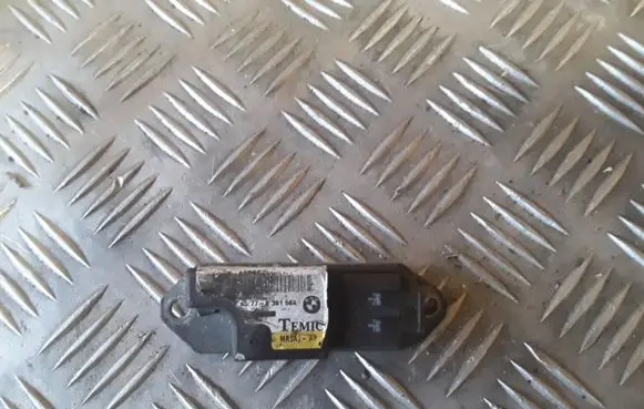 BMW 5 E39 Airbag deployment crash/impact sensor 65778381564