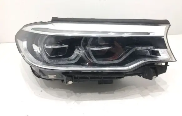 BMW 5 G30 G31 Headlight/headlamp 8499122