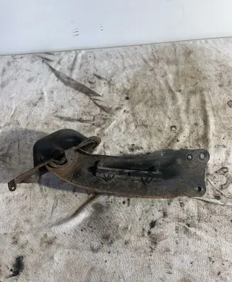 Volkswagen PASSAT B7 Rear suspension control arm 3C0505226B