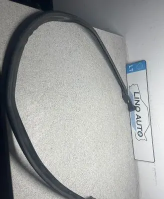 BMW 5 E60 E61 Engine compartment rubber 7034163