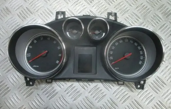 Opel Mokka Speedometer (instrument cluster) 54432405942342752