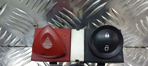 Renault Megane II Hazard light switch 8200107808