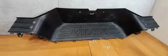 Toyota Hilux (AN120, AN130) Seat belt trim PC176