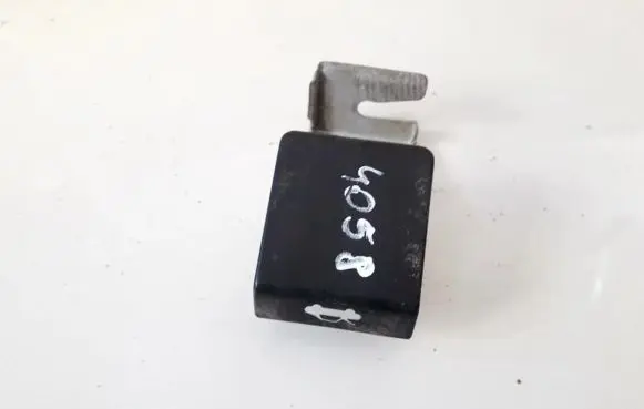 Opel Monterey Engine bonnet (hood) release handle