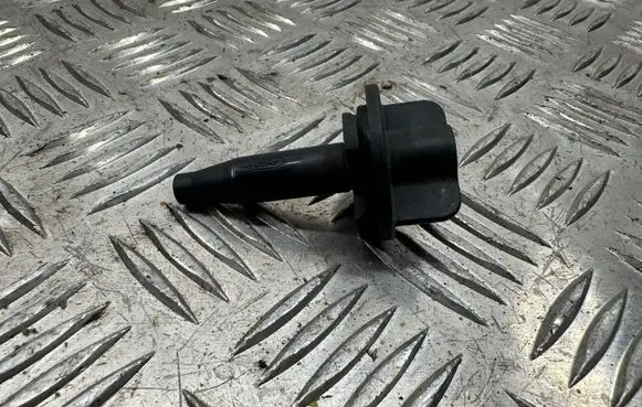 Radiator mount bracket