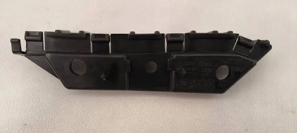 Ford Fusion II Front bumper mounting bracket DS7317D958