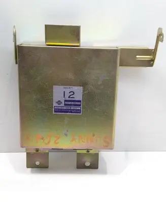 Nissan Sunny Engine control unit/module 2371066C00 A93B71 A93871565