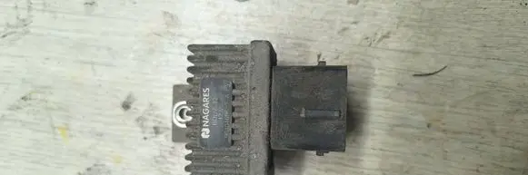 Renault Laguna III Glow plug pre-heat relay 9640469680A