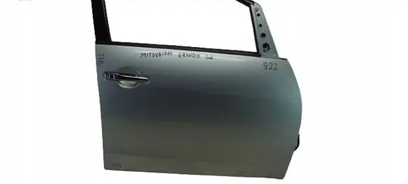 Mitsubishi Grandis Front door