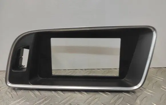 Audi Q5 SQ5 Radio/GPS head unit trim 8R2857186G 10092009 901430010981