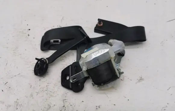 KIA Pro Cee'd II Front seatbelt