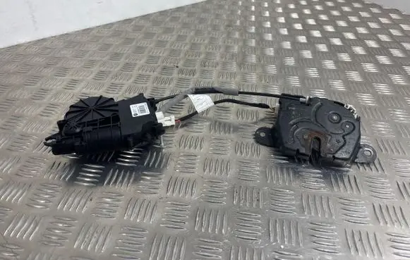 BMW 2 F46 Tailgate/trunk/boot lock/catch/latch 16367210 C21133103 U734853005