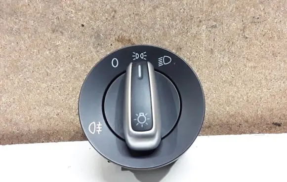 Volkswagen Golf VI Light switch 3C8941431B