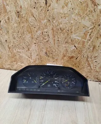 Mercedes-Benz E W124 Speedometer (instrument cluster) 1245436121