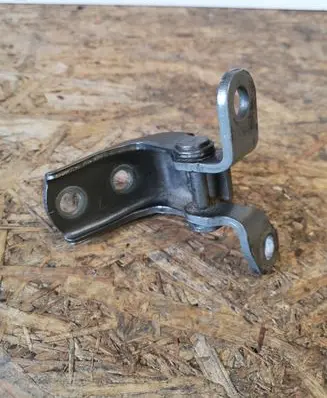 Honda Civic Rear door lower hinge