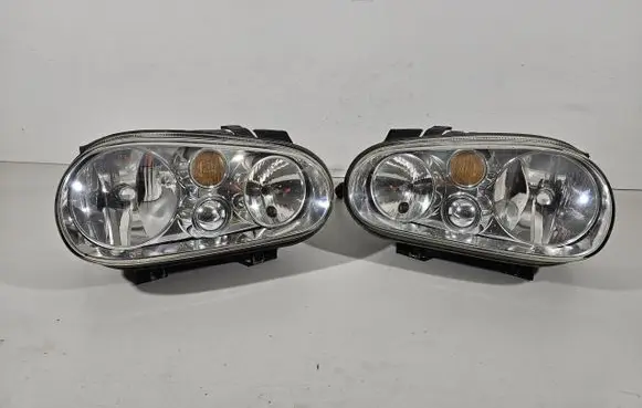 Volkswagen Golf IV Headlights/headlamps set 1734560358546