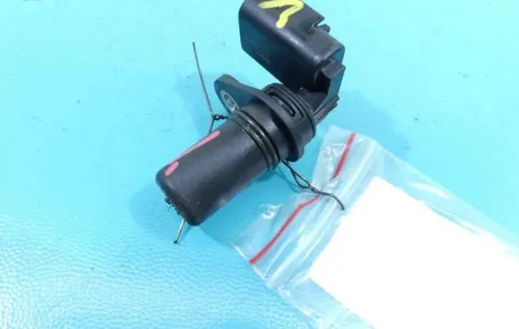 Chrysler Sebring (ST-22 - JR) Camshaft position sensor SS10813 IMPRK1249587