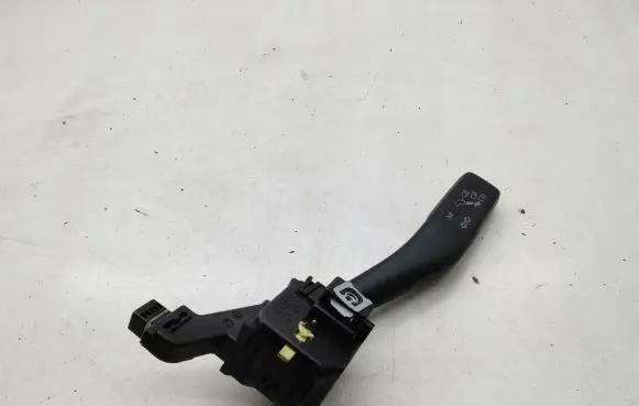 Volkswagen Tiguan Indicator stalk 1K0953513E 01103510 10351092151719