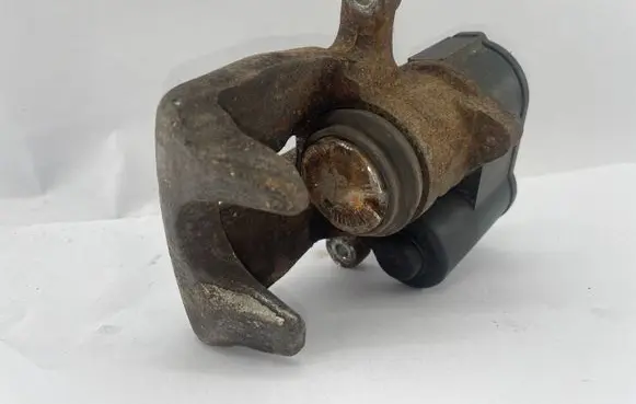 Seat Alhambra (Mk2) Rear brake caliper 5N0615404