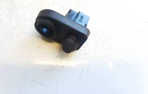 Nissan Leaf I (ZE0) Front door sensor cs301