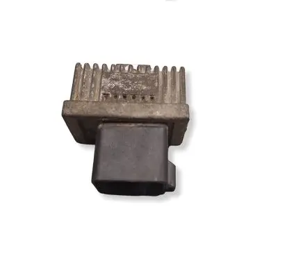 Renault Megane II Glow plug pre-heat relay 7700115070