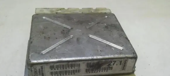 Volvo S60 Engine control unit/module 1t0605a00 p09480761