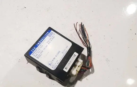 Toyota Corolla E120 E130 Immobilizer control unit/module 8978012140