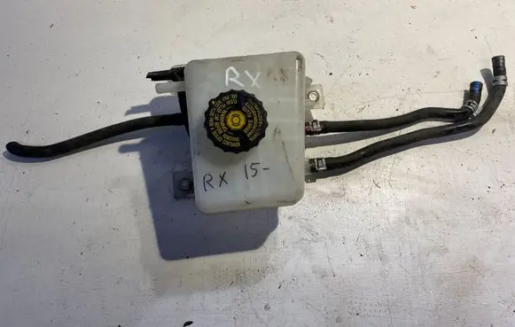 Lexus RX 450H Brake fluid reservoir 240520