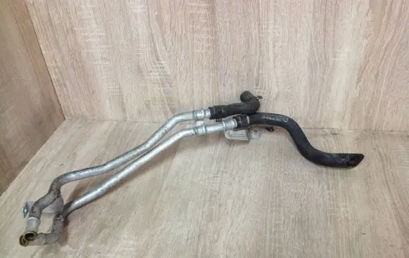 Audi A2 Air conditioning (A/C) pipe/hose 8Z2265235A