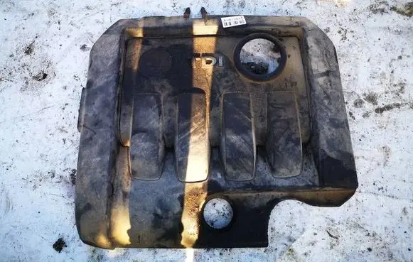 Engine cover (trim)