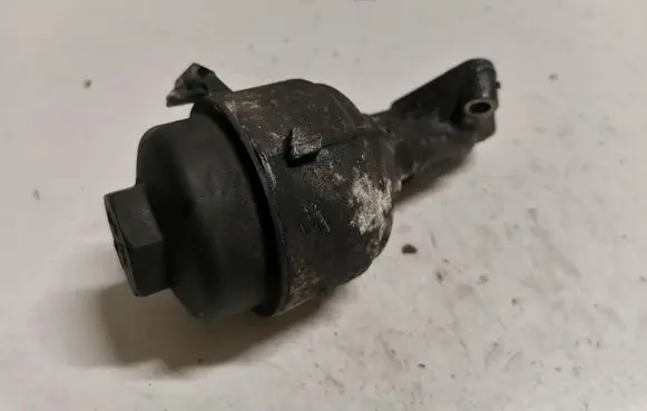 Volkswagen Polo Oil filter mounting bracket 6740173104