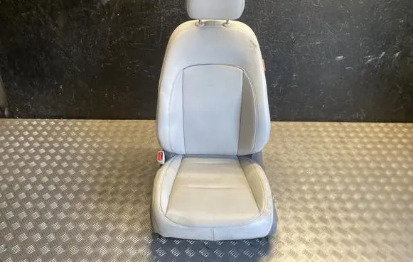 Hyundai IONIQ 6 Front passenger seat