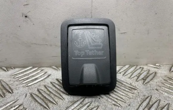 Audi A4 S4 B9 ISOFIX cover 8V5887301