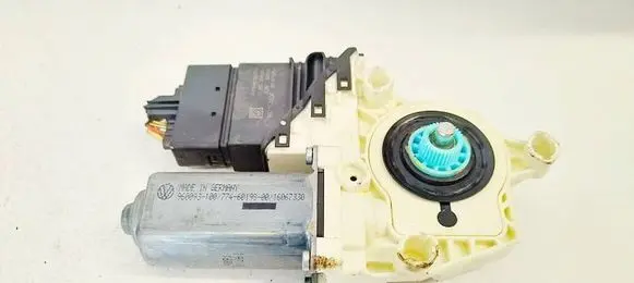 Volkswagen PASSAT B6 Rear door window regulator motor 1K0959703P