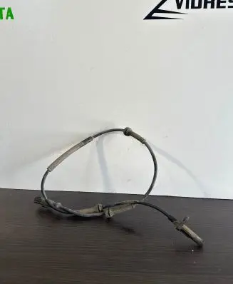 Renault Trafic III (X82) ABS brake wheel speed sensor 93868516 479004618R
