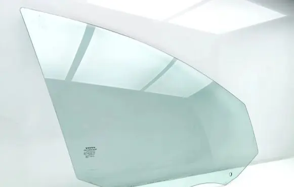 Volvo XC60 Front door window glass four-door E243R001106 DOT57M53AS2 E000186