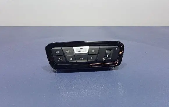 BMW M3 F80 Light switch 9461142