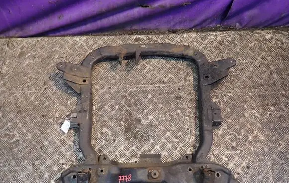 Opel Meriva A Front subframe 