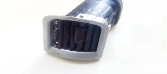 Skoda Roomster (5J) Dash center air vent grill 5j0819702