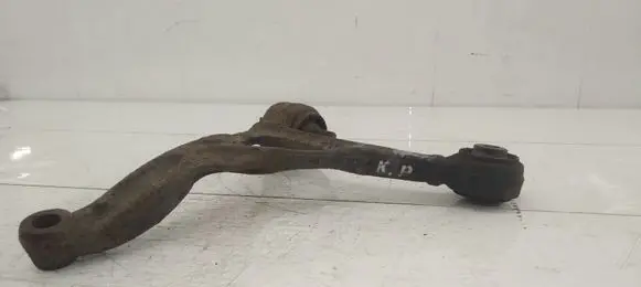Volvo XC90 Front lower control arm/wishbone 6646613